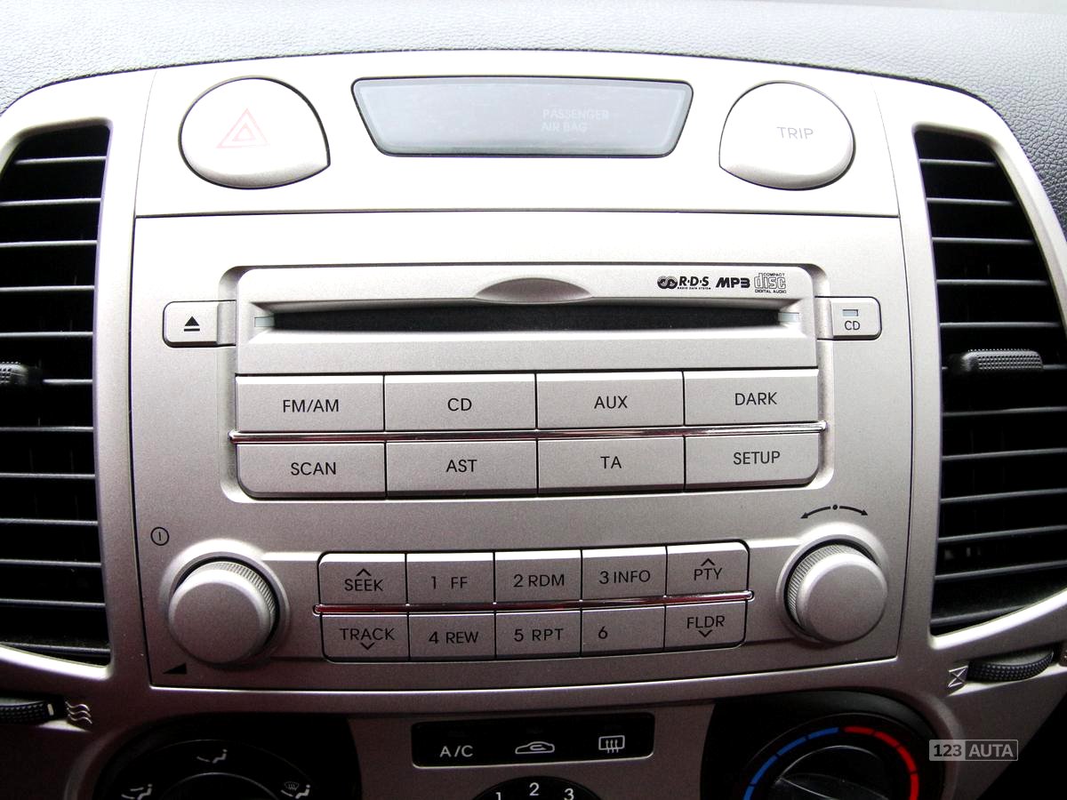 Hyundai i20, 2010 - pohled č. 18