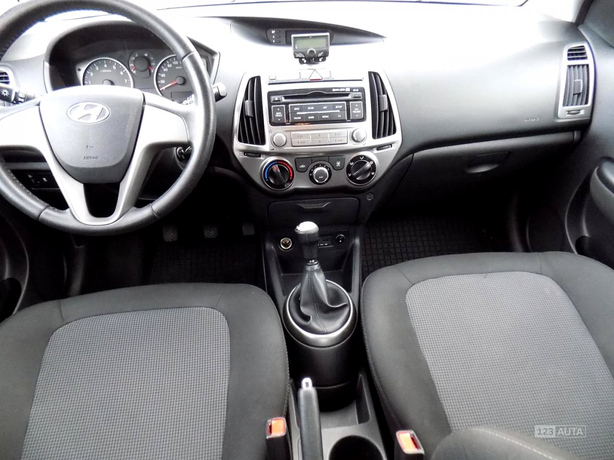 Hyundai i20, 2013 - pohled č. 13