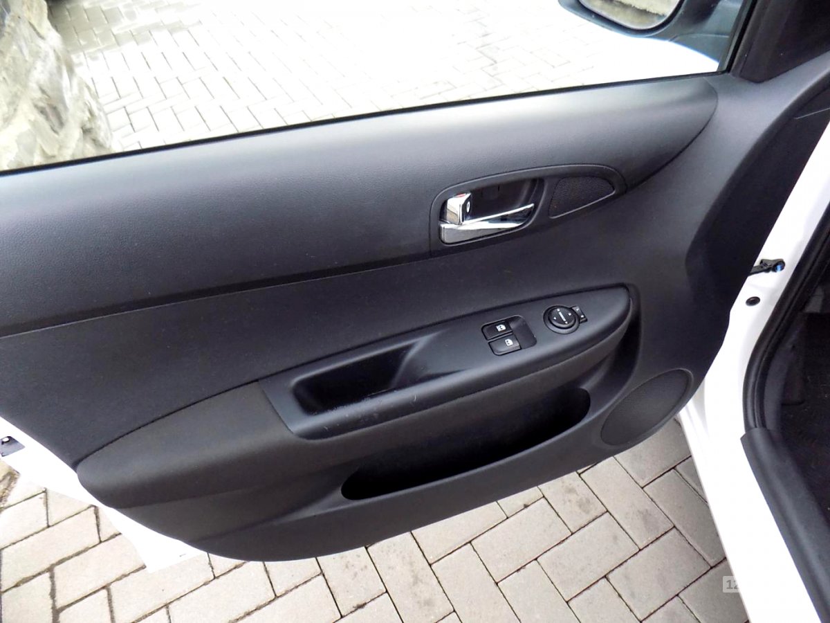 Hyundai i20, 2013 - pohled č. 14