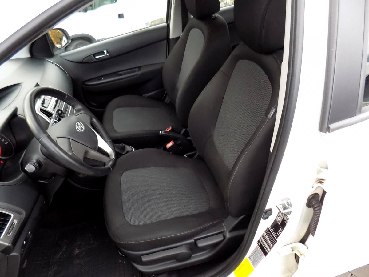 Hyundai i20, 2013 - pohled č. 15