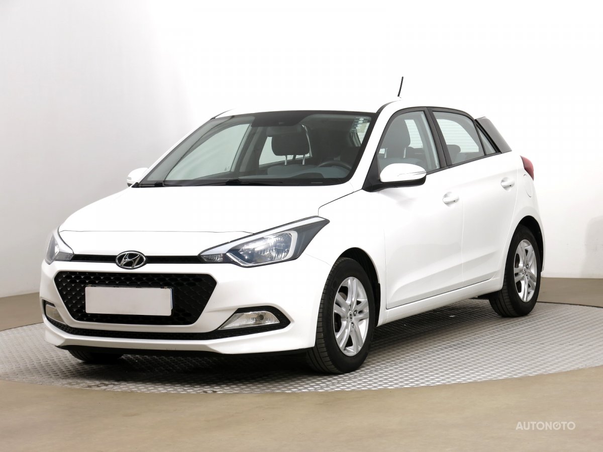 Hyundai i20, 2015 - pohled č. 3