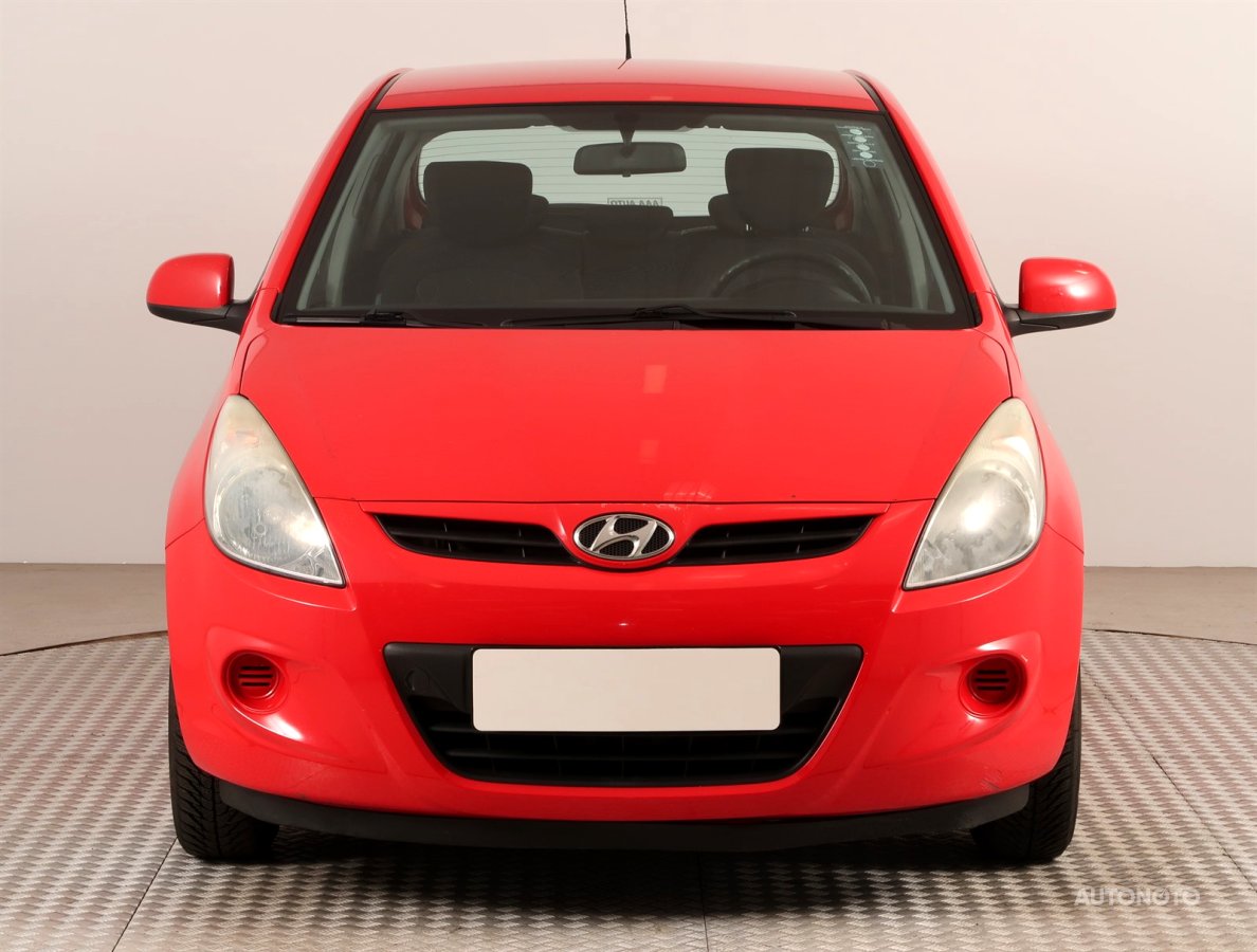Hyundai i20, 2009 - pohled č. 2