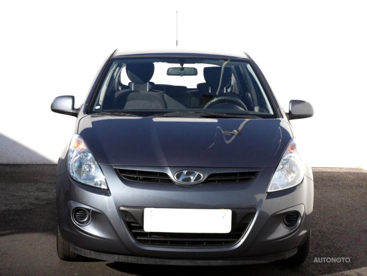 Hyundai i20, 2009 - pohled č. 2