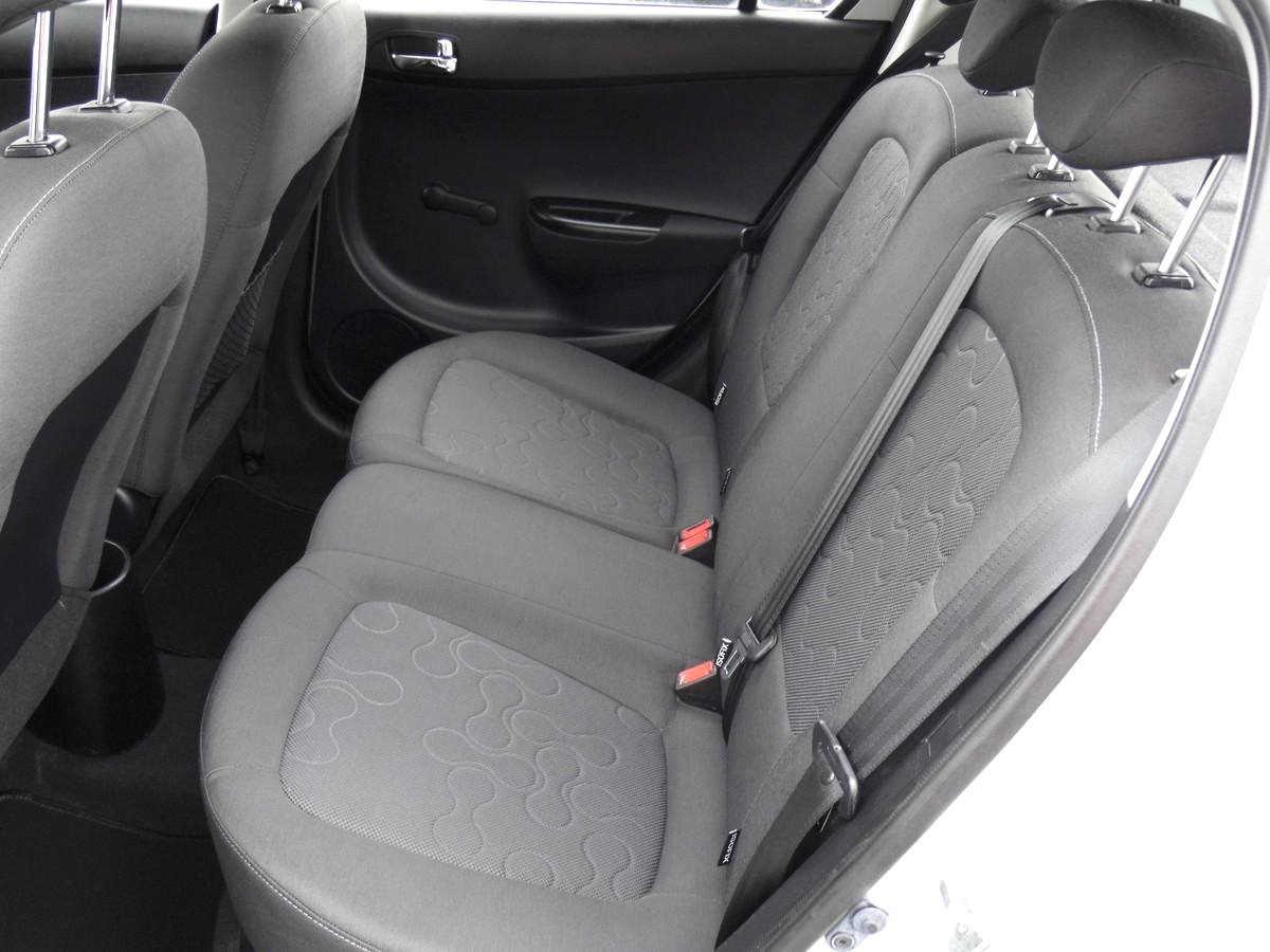 Hyundai i20, 2011 - pohled č. 15