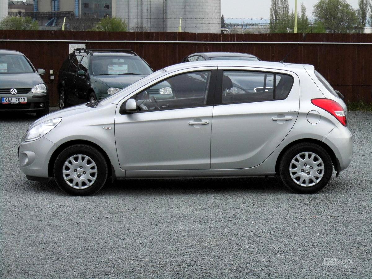 Hyundai i20, 2011 - pohled č. 8