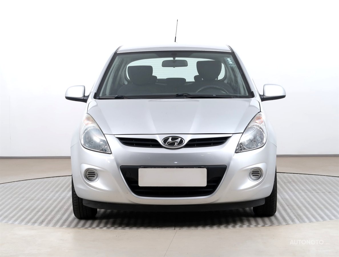Hyundai i20, 2009 - pohled č. 2