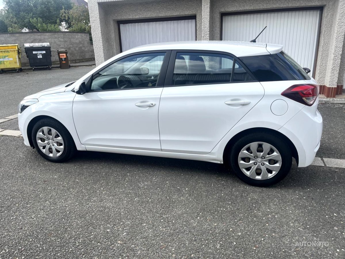 Hyundai i20, 2017 - pohled č. 3