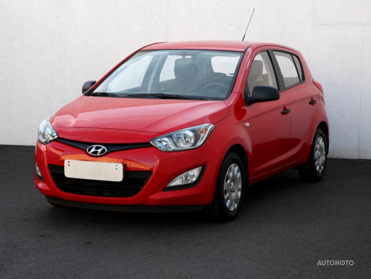 Hyundai i20, 2012 - pohled č. 3