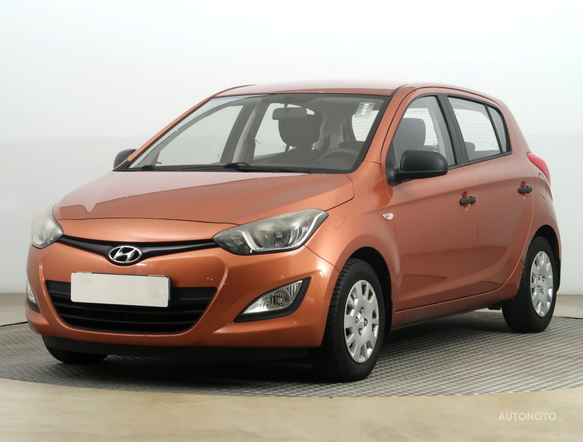 Hyundai i20, 2014 - pohled č. 3