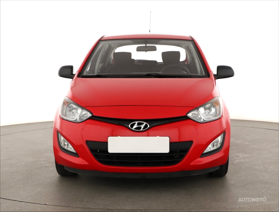 Hyundai i20, 2013 - pohled č. 2