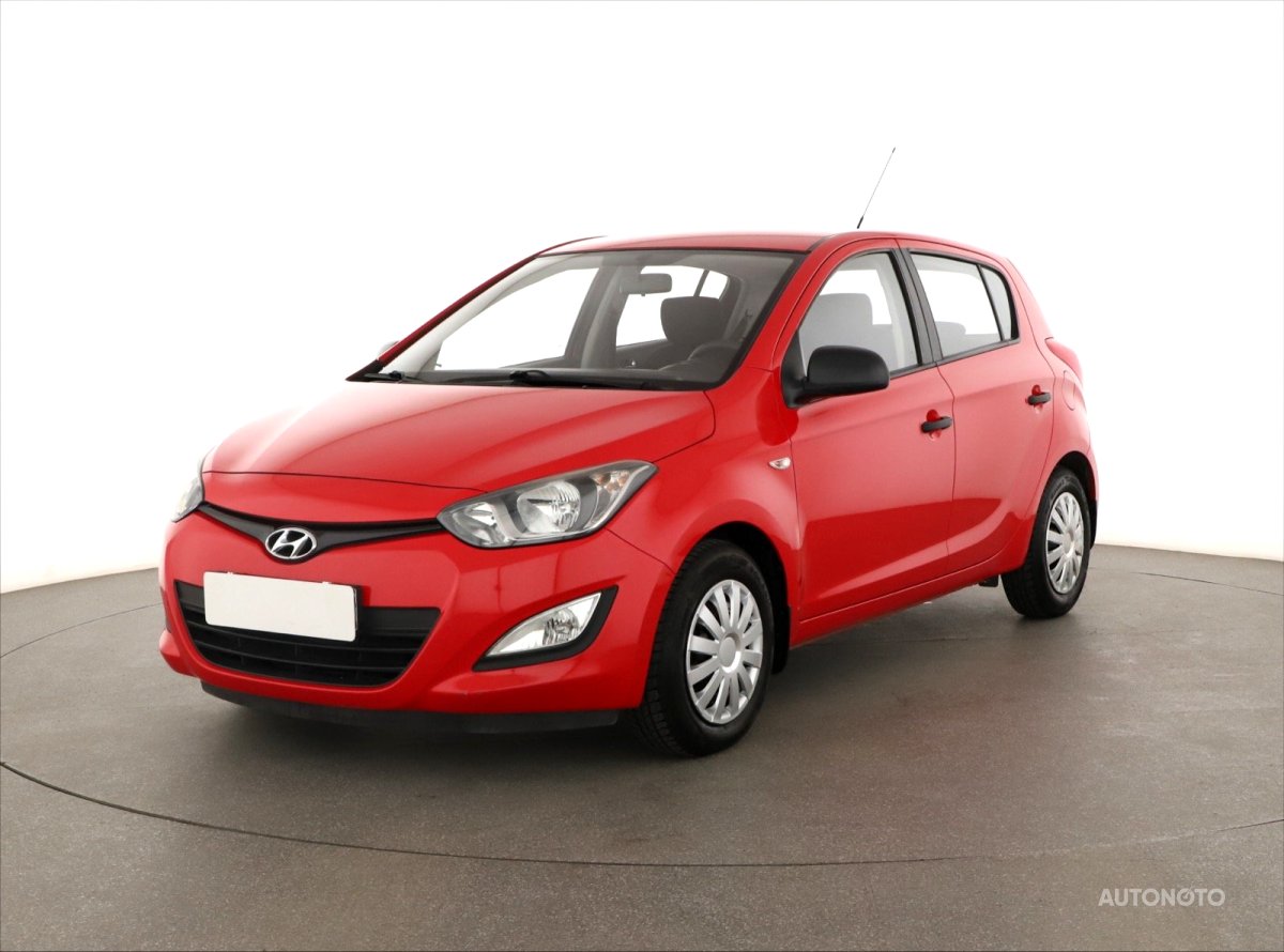 Hyundai i20, 2013 - pohled č. 3