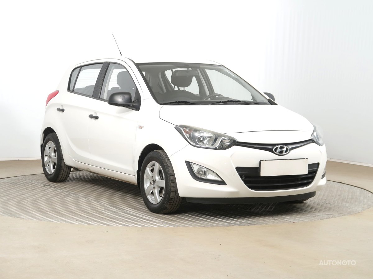 Hyundai i20, 2013 - celkový pohled