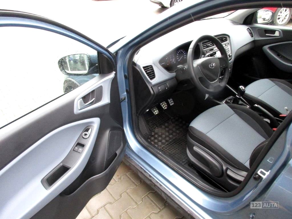 Hyundai i20, 2016 - pohled č. 13
