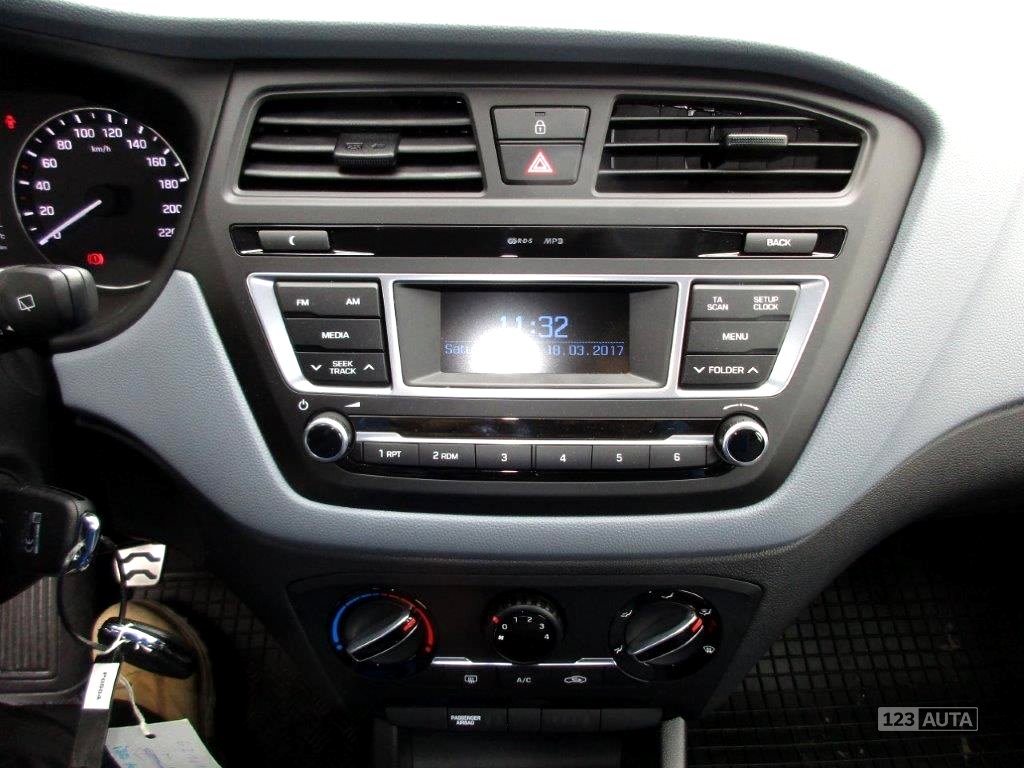 Hyundai i20, 2016 - pohled č. 15