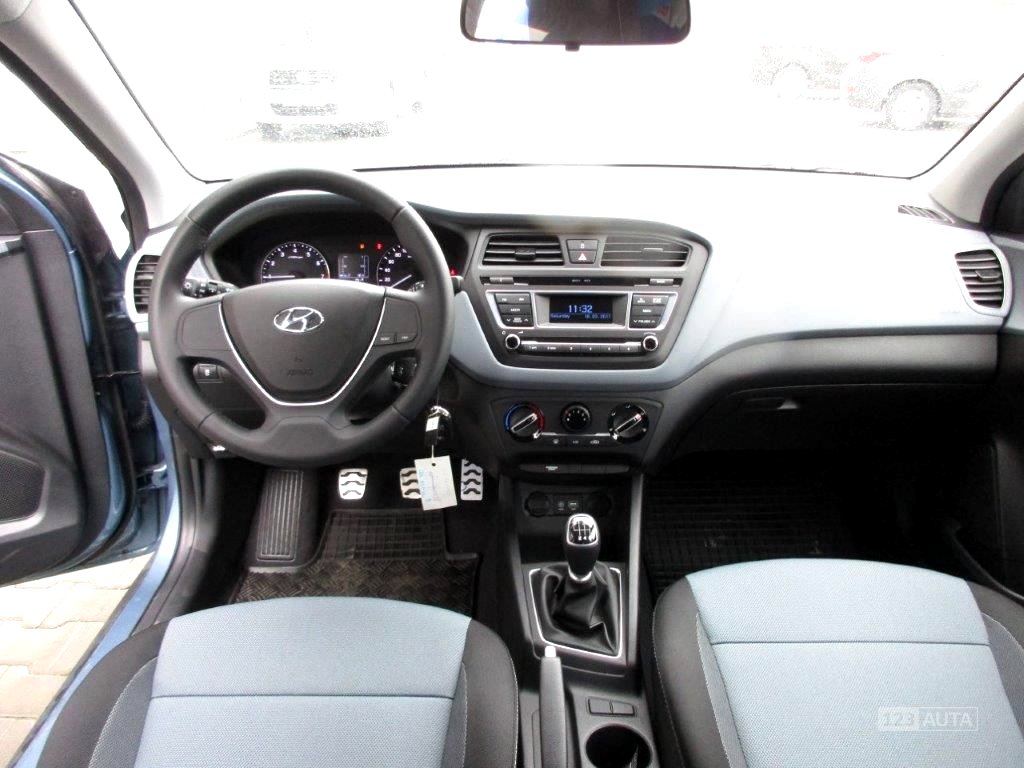 Hyundai i20, 2016 - pohled č. 17