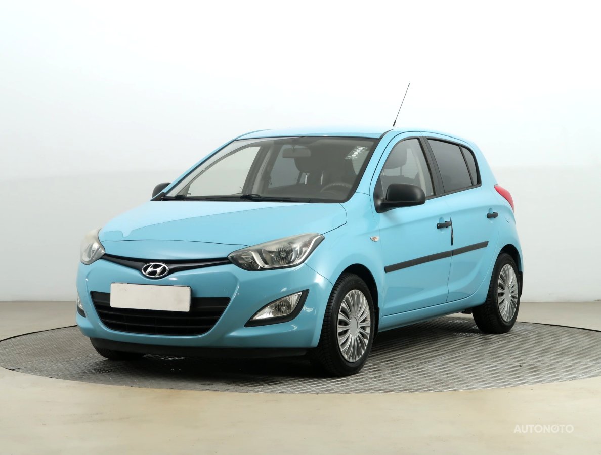 Hyundai i20, 2014 - pohled č. 3