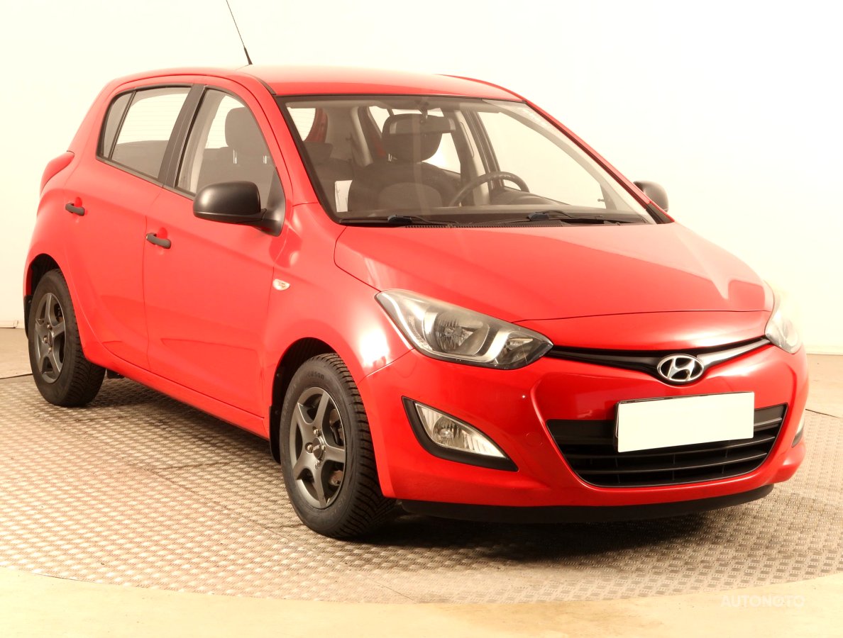 Hyundai i20, 2013 - pohled č. 1