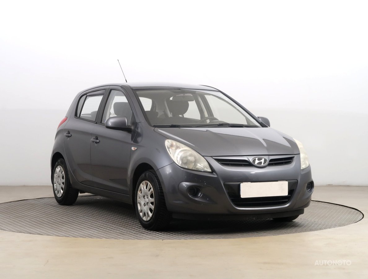Hyundai i20, 2012 - pohled č. 1