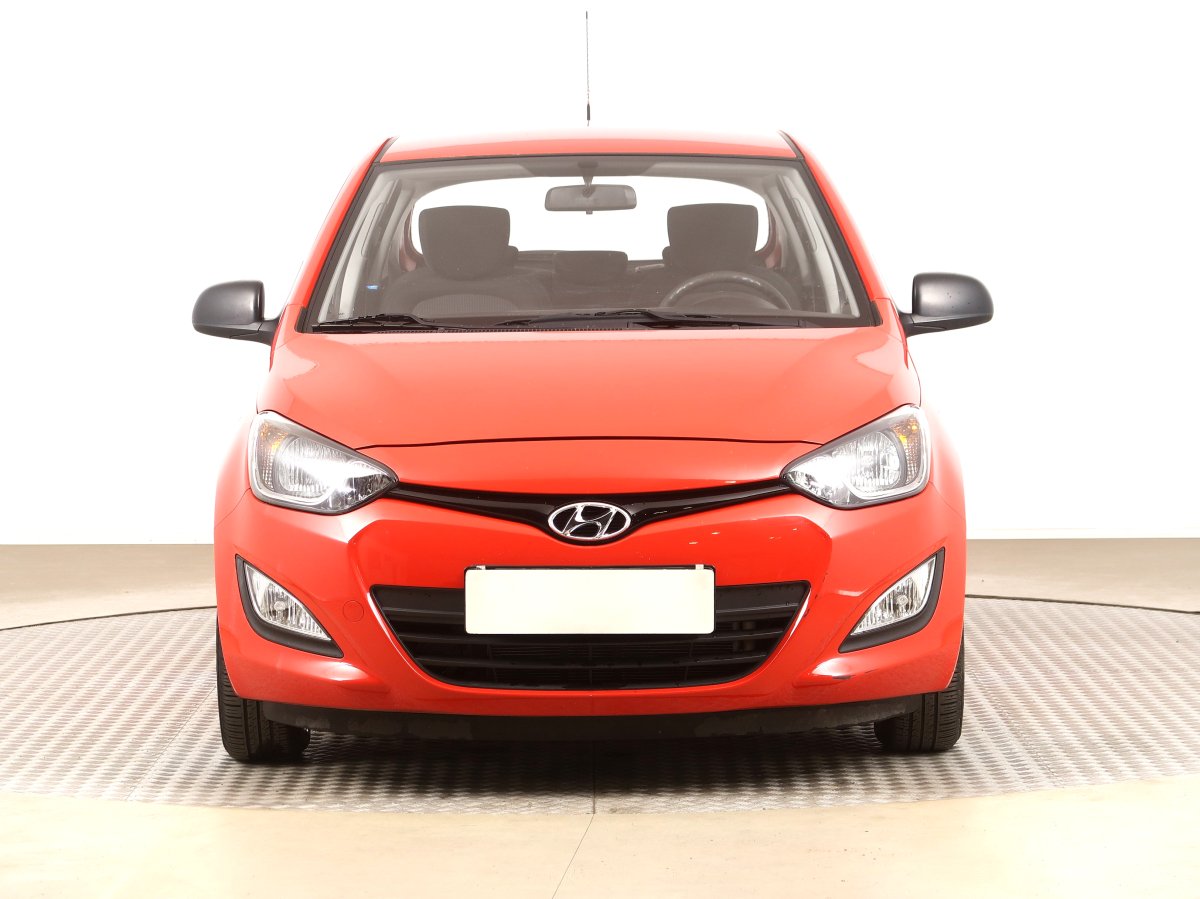 Hyundai i20, 2012 - pohled č. 2
