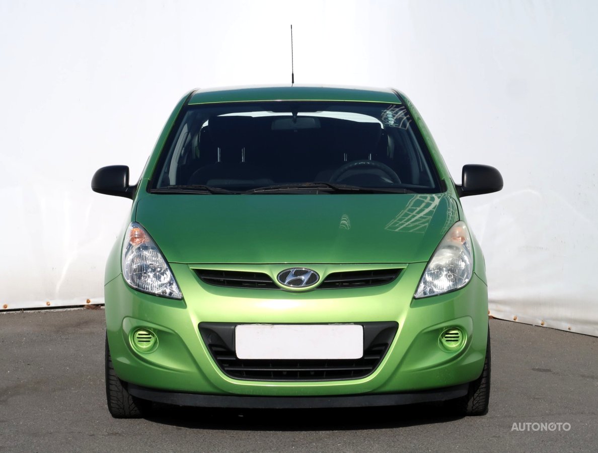 Hyundai i20, 2009 - pohled č. 2