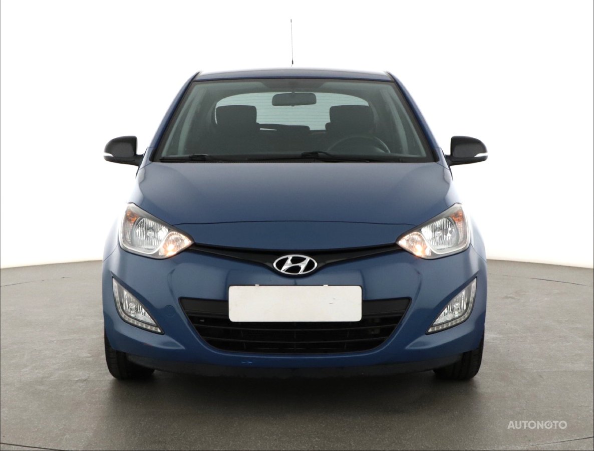 Hyundai i20, 2014 - pohled č. 2