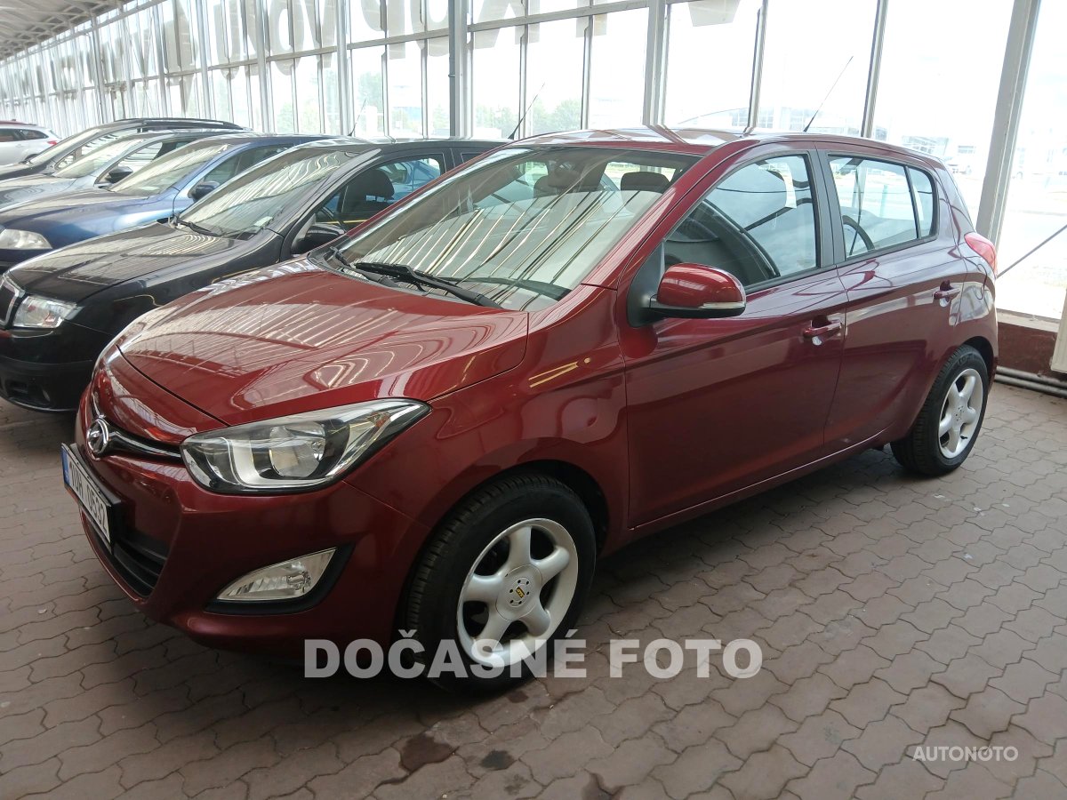 Hyundai i20, 2013 - celkový pohled