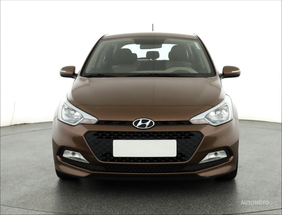 Hyundai i20, 2015 - pohled č. 2