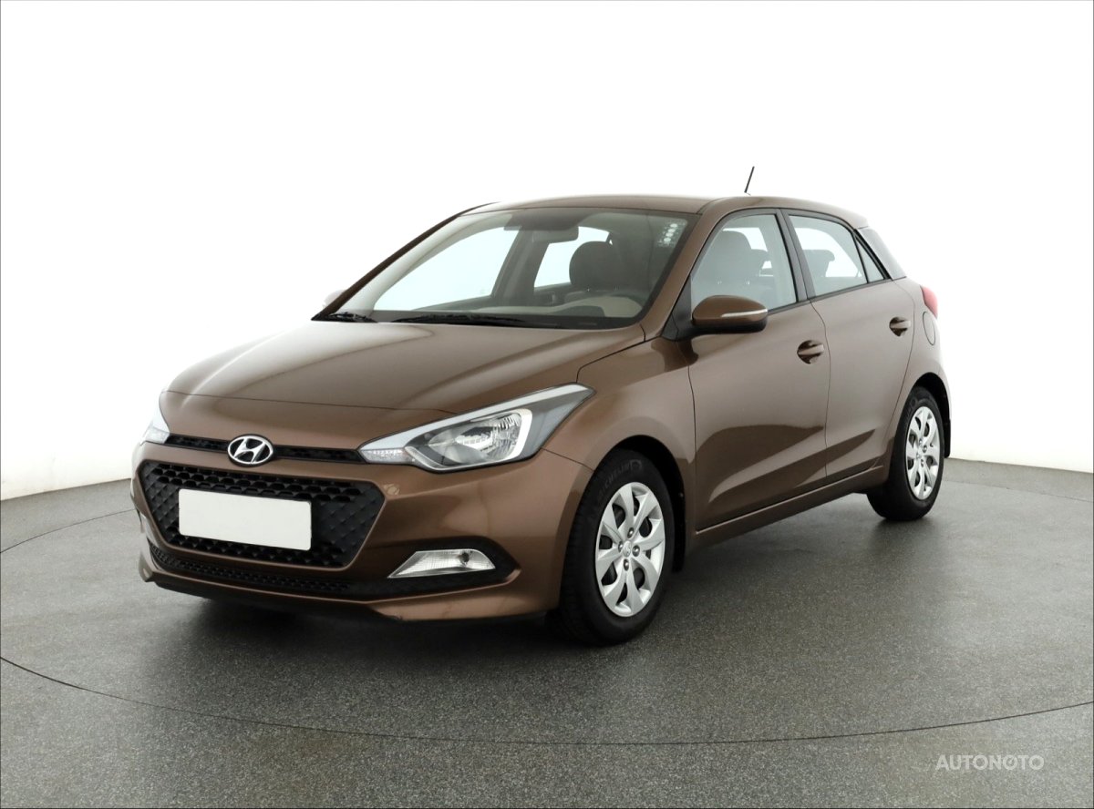 Hyundai i20, 2015 - pohled č. 3