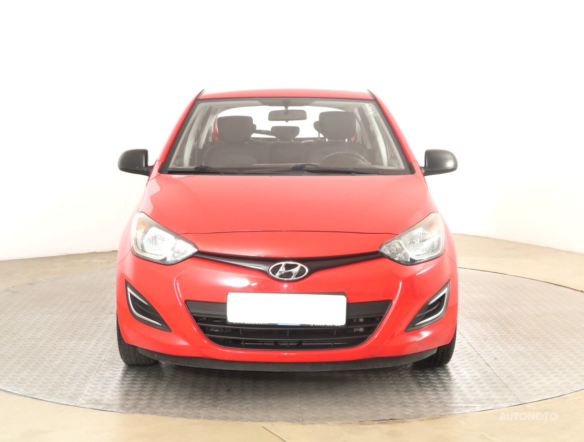 Hyundai i20, 2013 - pohled č. 2