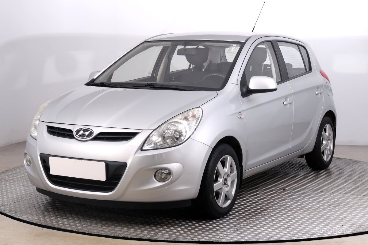 Hyundai i20, 2012 - pohled č. 3