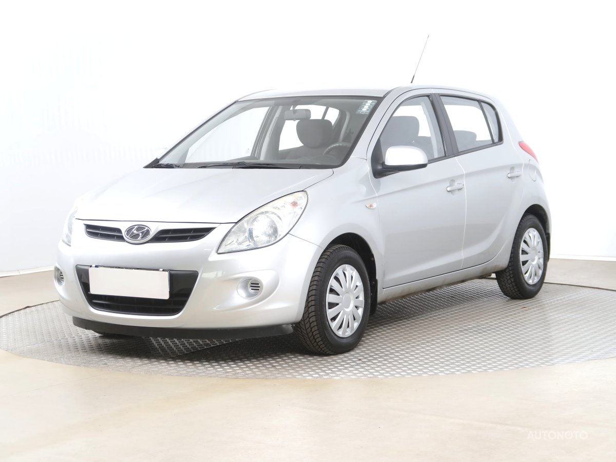 Hyundai i20, 2010 - pohled č. 3