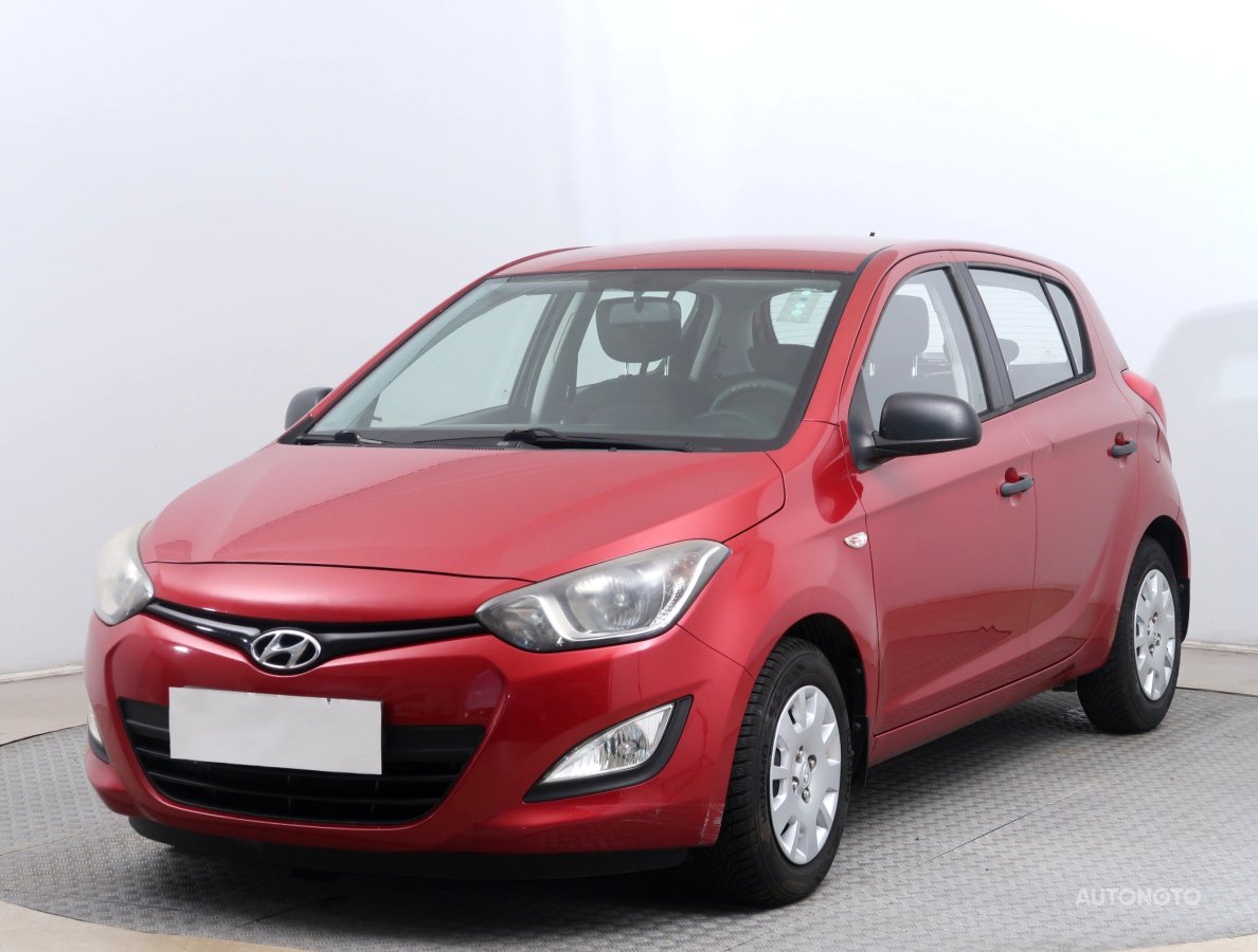 Hyundai i20, 2014 - pohled č. 3