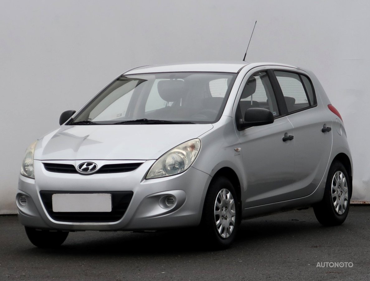 Hyundai i20, 2009 - pohled č. 3