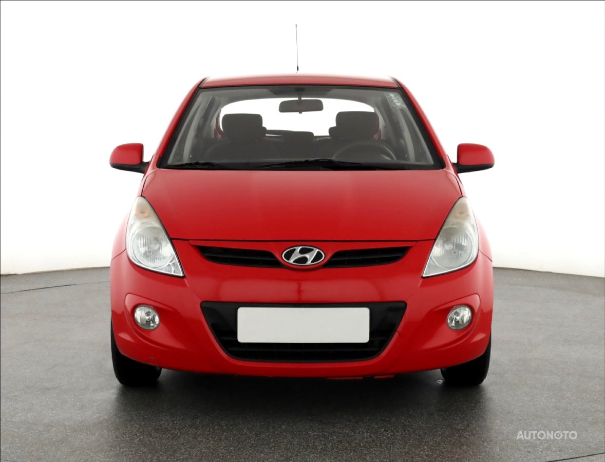 Hyundai i20, 2012 - pohled č. 2