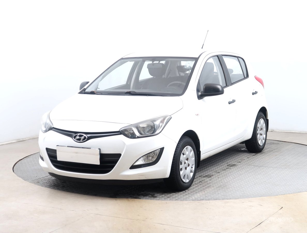 Hyundai i20, 2014 - pohled č. 3