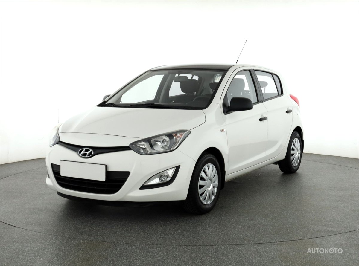 Hyundai i20, 2014 - pohled č. 3