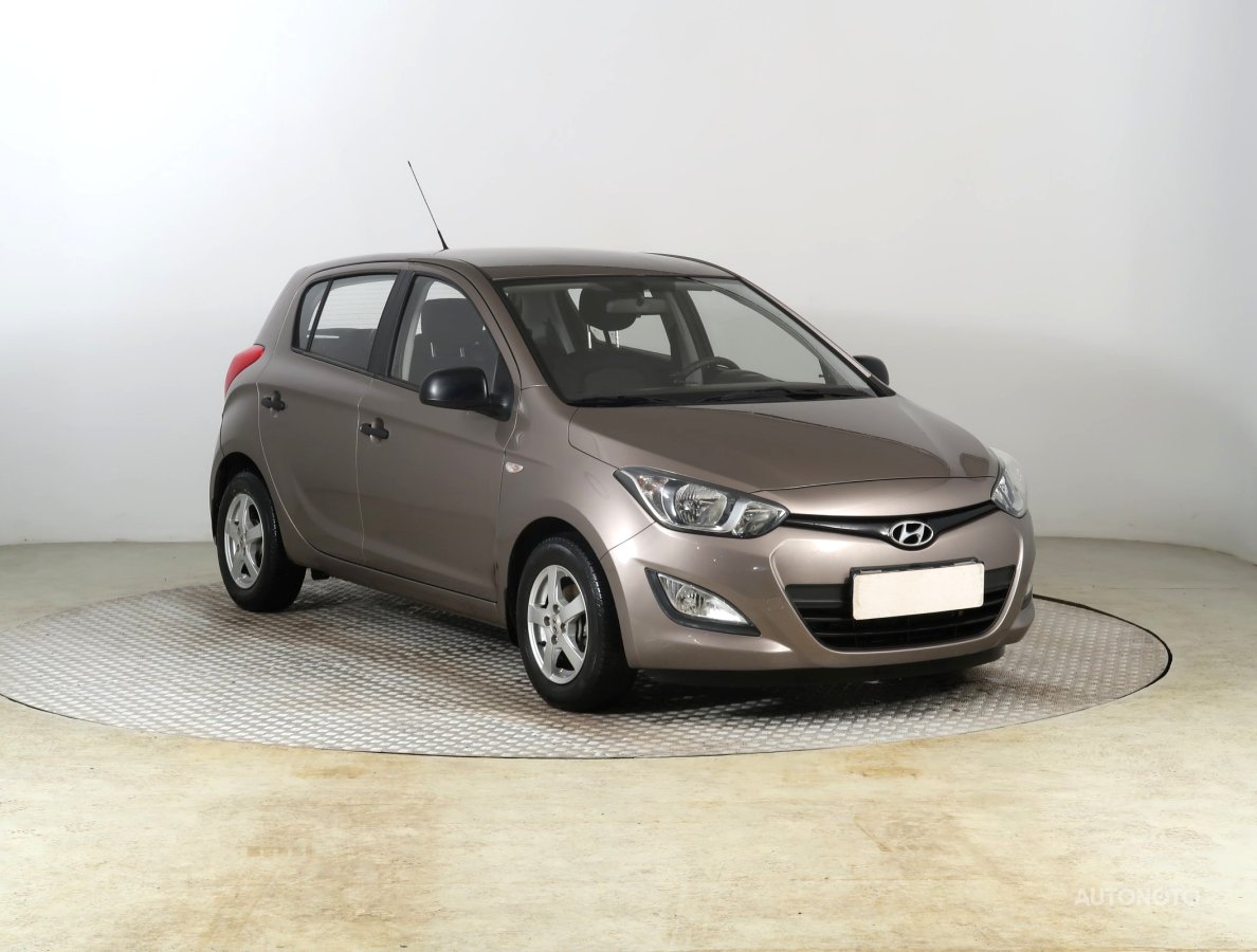 Hyundai i20, 2013 - celkový pohled