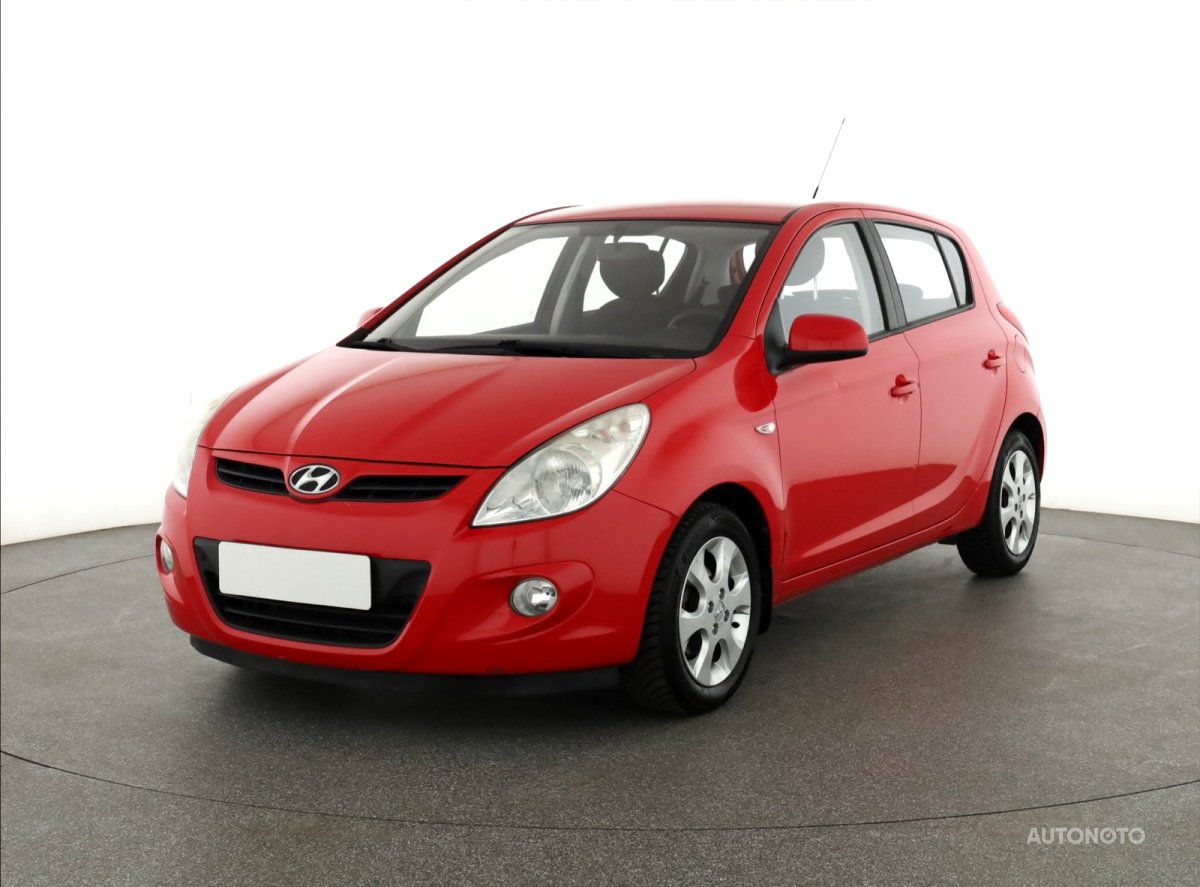 Hyundai i20, 2012 - pohled č. 3