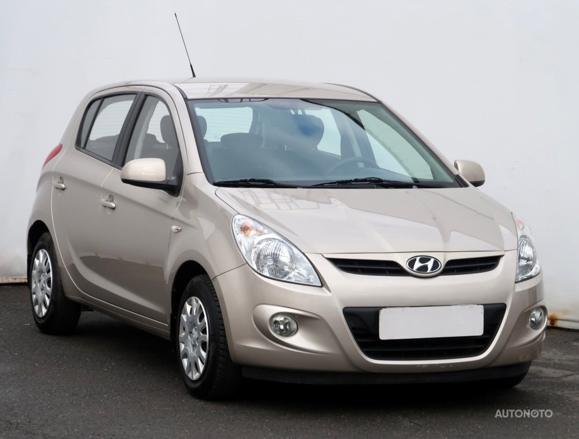 Hyundai i20, 2012 - celkový pohled