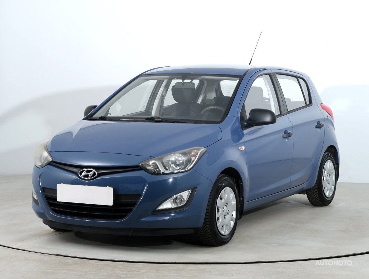 Hyundai i20, 2014 - pohled č. 3