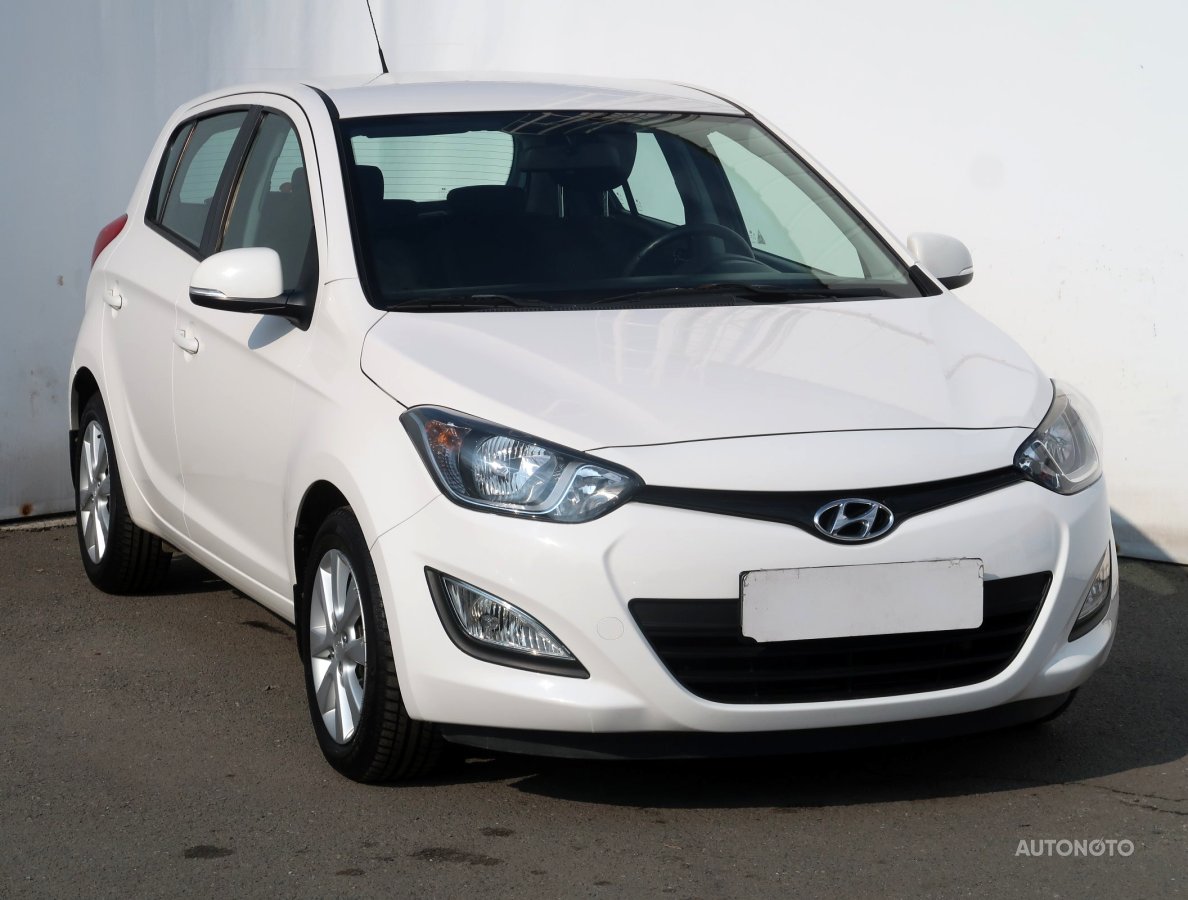 Hyundai i20, 2013 - celkový pohled