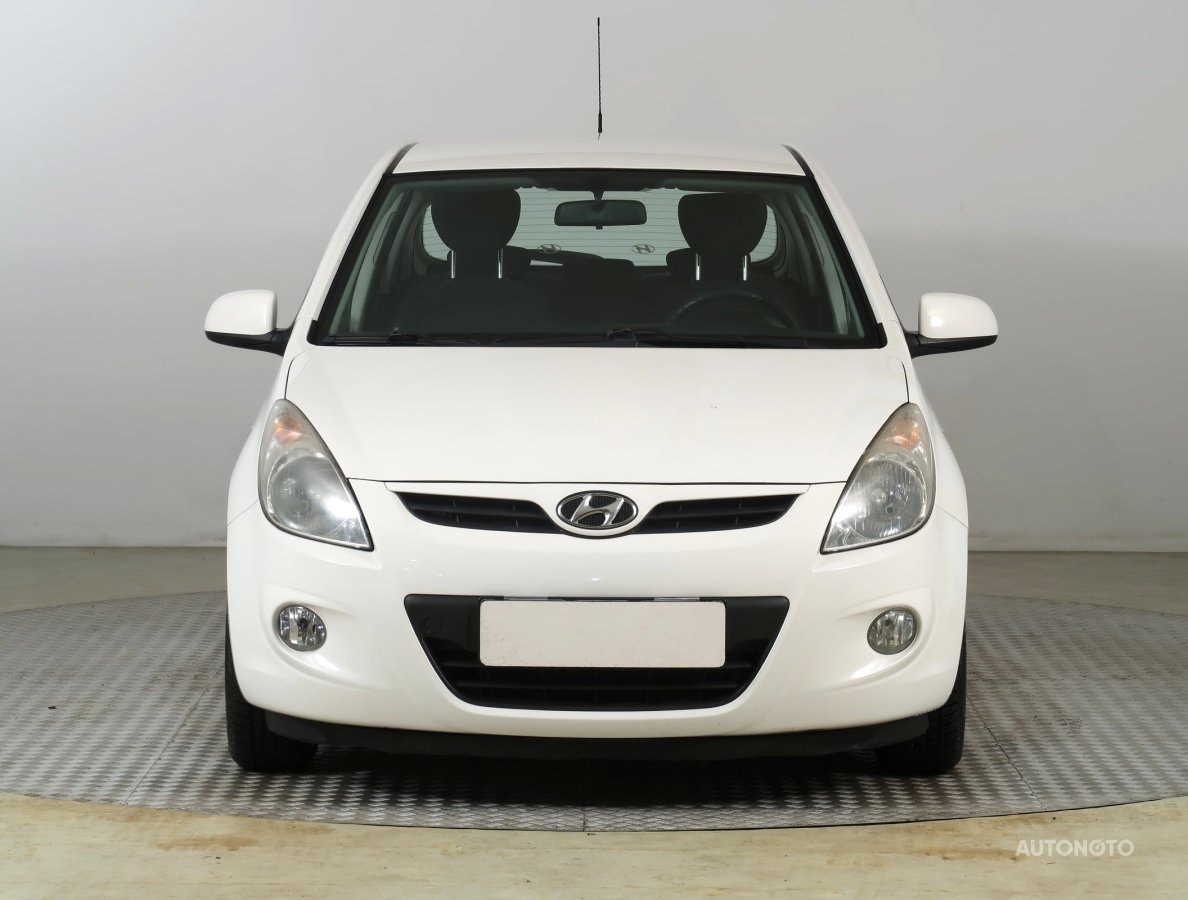 Hyundai i20, 2012 - pohled č. 2