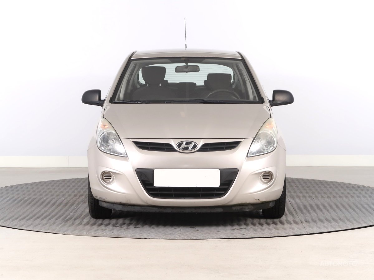 Hyundai i20, 2010 - pohled č. 2