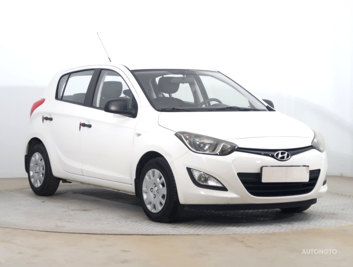 Hyundai i20, 2013 - celkový pohled