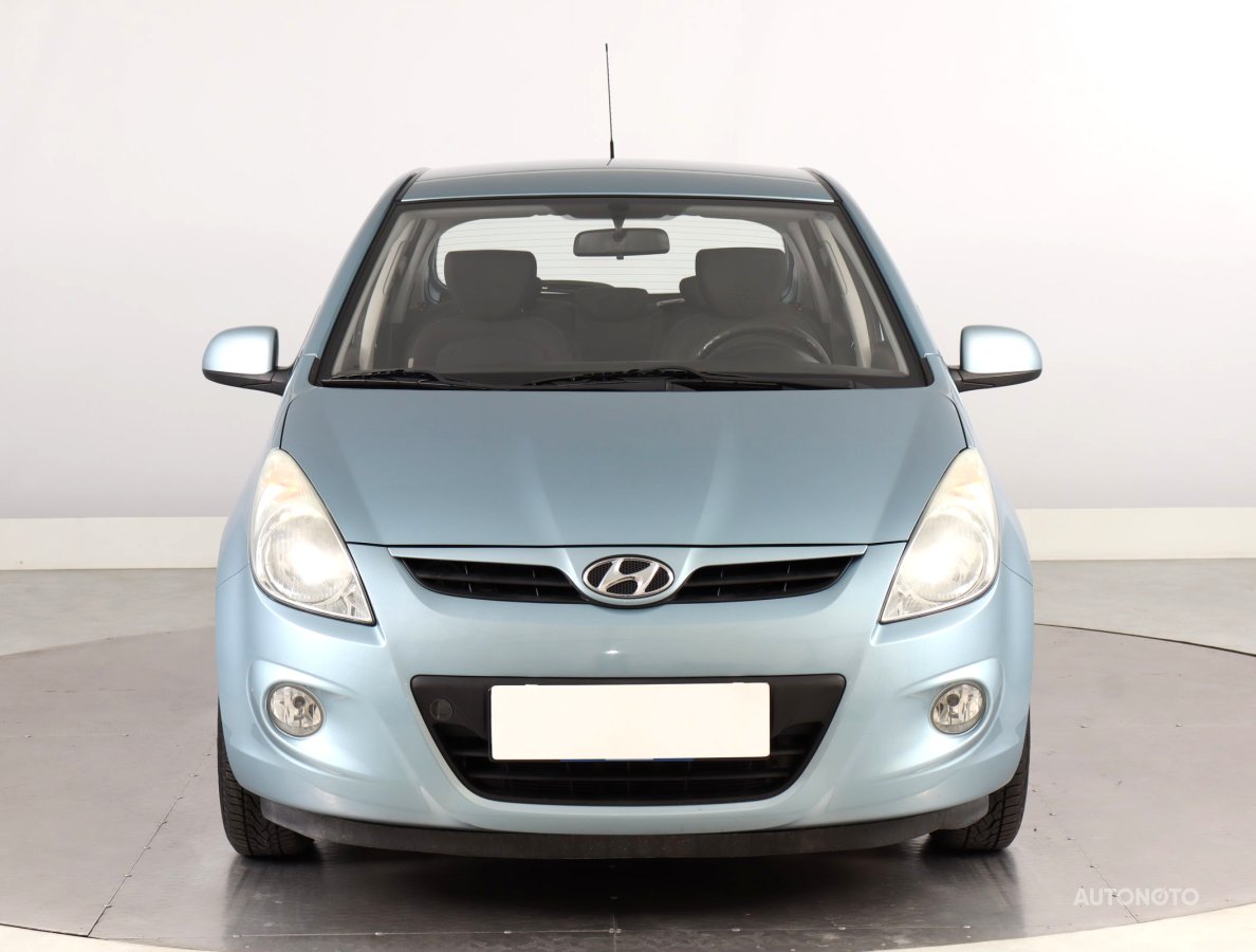 Hyundai i20, 2011 - pohled č. 2