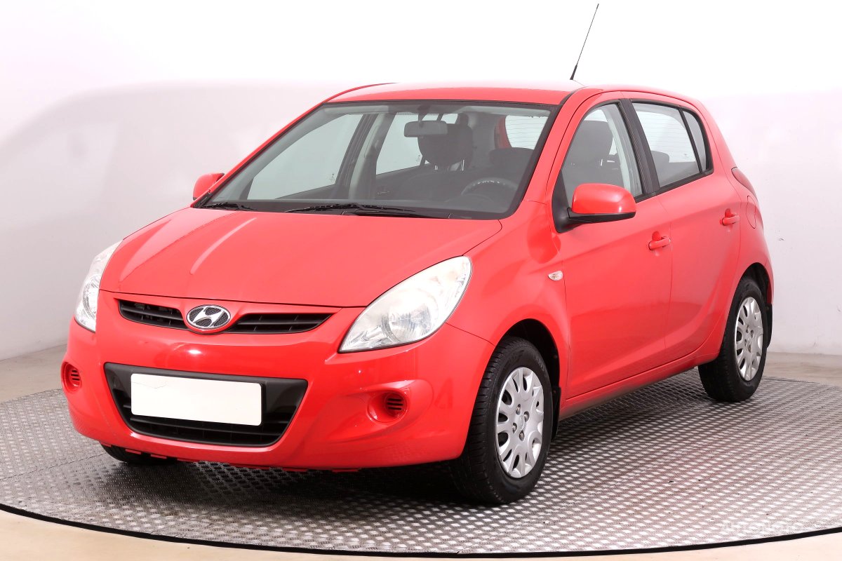 Hyundai i20, 2009 - pohled č. 3