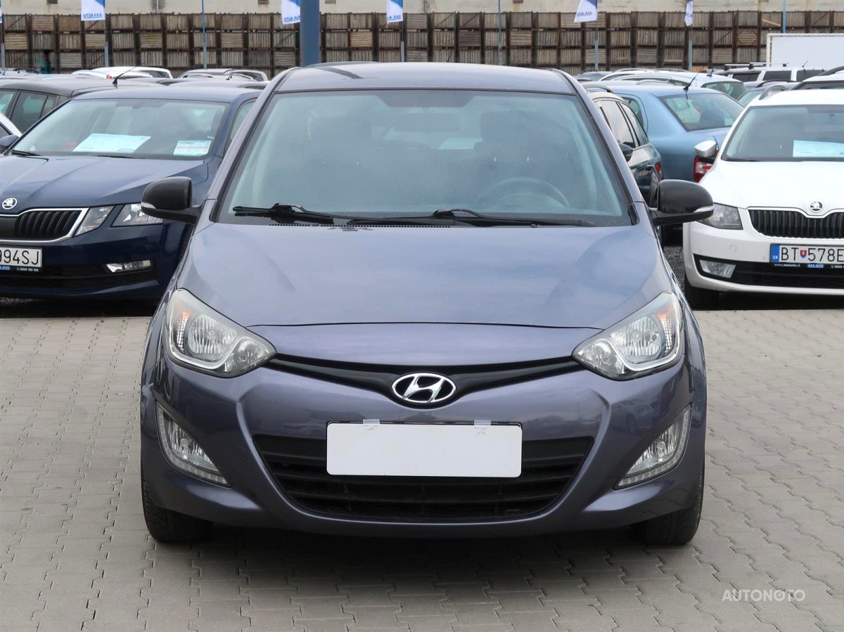 Hyundai i20, 2014 - pohled č. 2