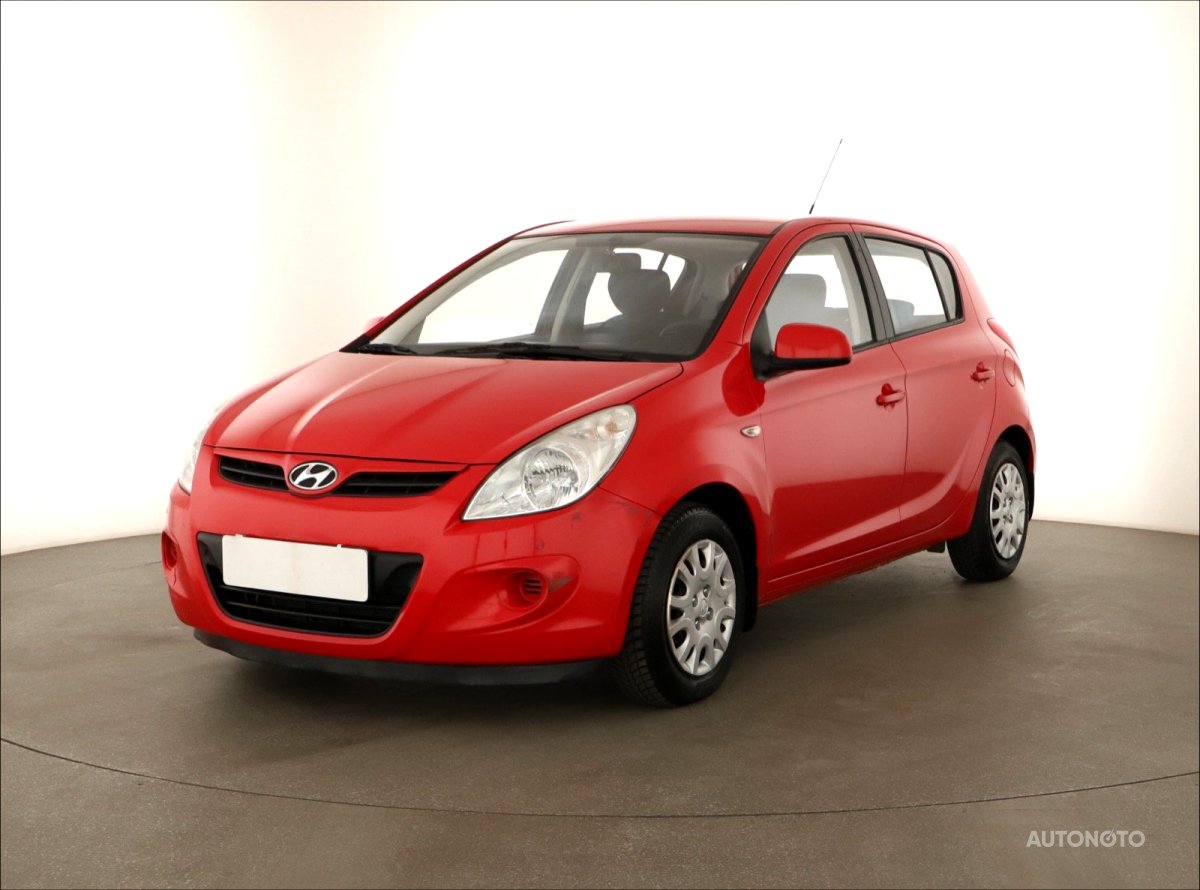 Hyundai i20, 2011 - pohled č. 3