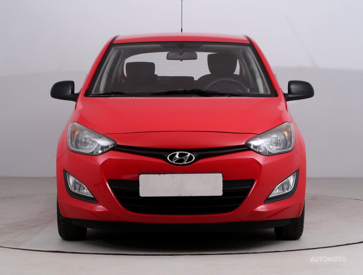 Hyundai i20, 2013 - pohled č. 2
