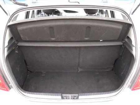 Hyundai i20, 2010 - pohled č. 9